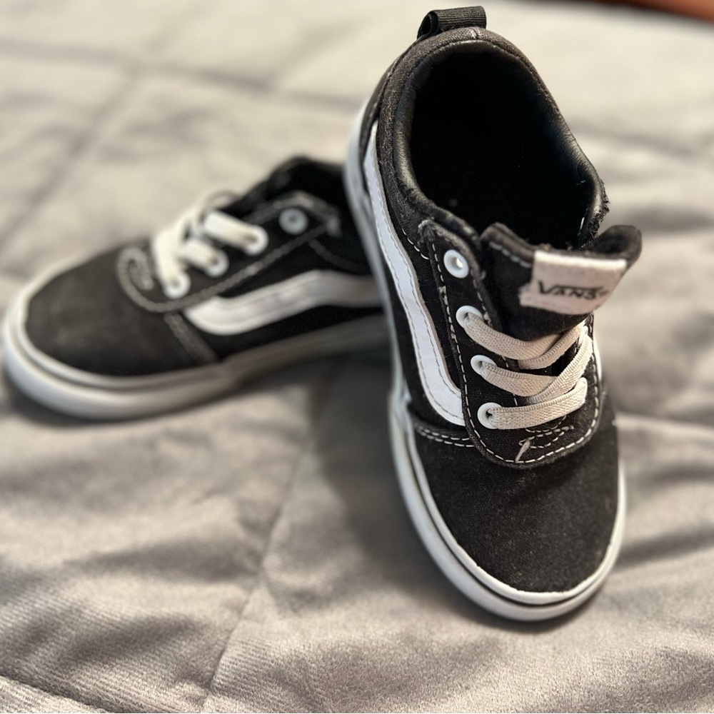Toddler Vans Size 9C